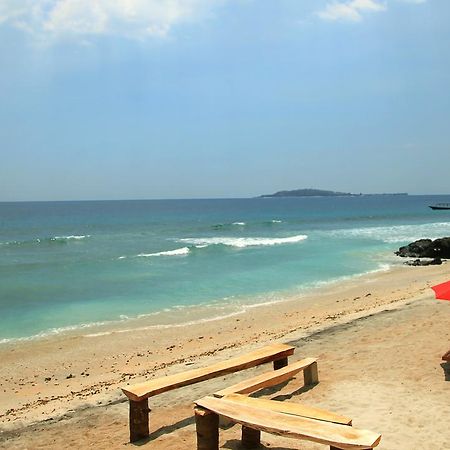 Lima Satu Resort Pemenang Exterior photo